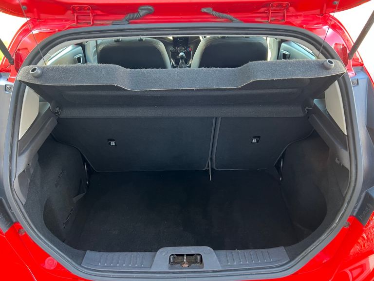 Ford Fiesta 1.0 Zetec – FSH – £20 Road Tax – 5 Door – Long MOT – Lovely Car