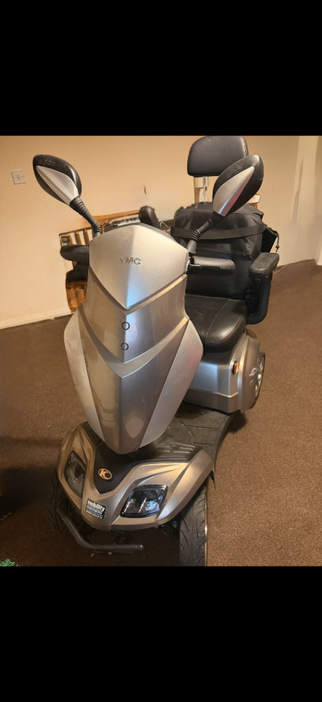 Mobility scooter YMC brand new batteries 
