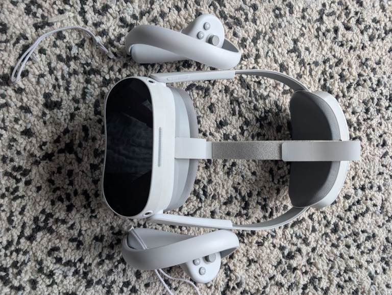 PICO 4 VR Headset with Controllers - Good Condition
