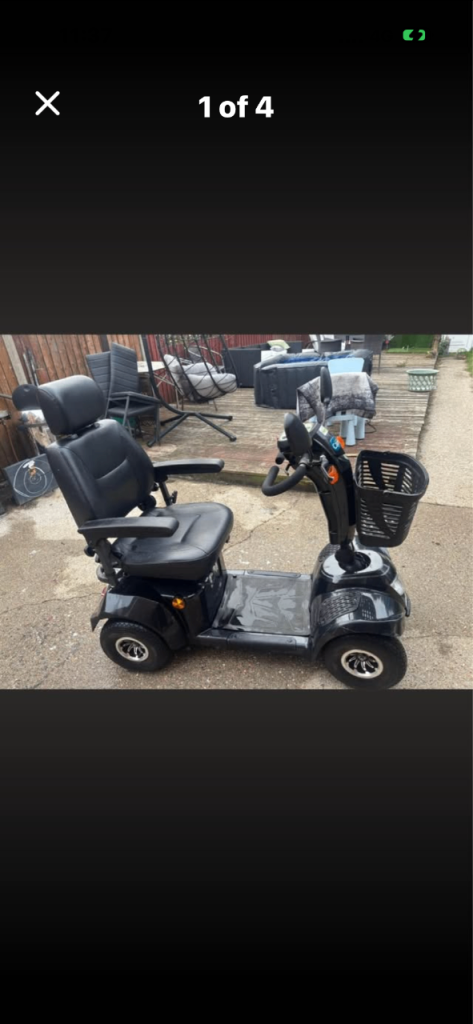 Black Mobility Scooter with Basket – Good Condition