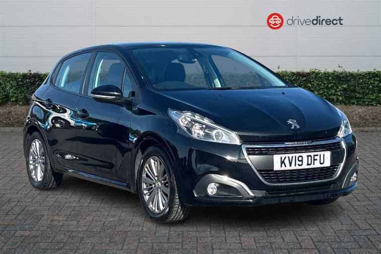 2019 Peugeot 208 1.2 PureTech 82 Signature 5dr [Start Stop] HATCHBACK PETROL Manual