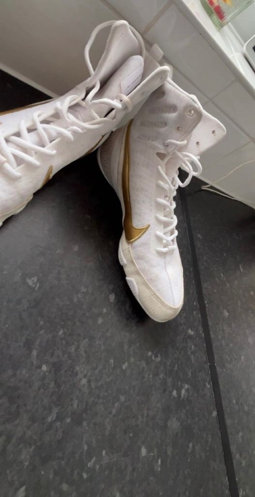 Nike White and Gold Boxing Boots – Good Condition