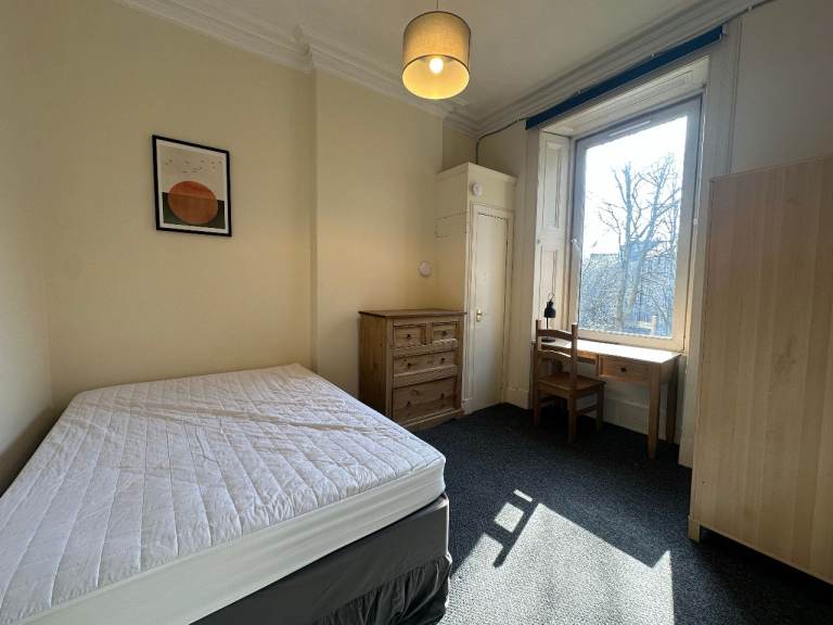 3 Second Floor Brougham Street