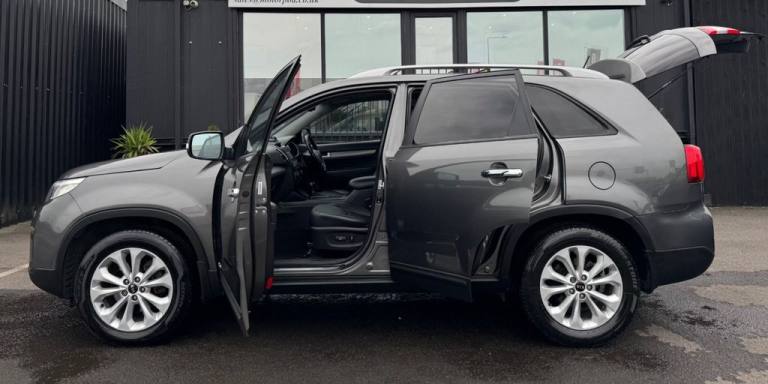 2014 Kia Sorento 2.2 CRDi KX-3 SUV 5dr Diesel Auto AWD Euro 5 (194 bhp) ESTATE Diesel Automatic
