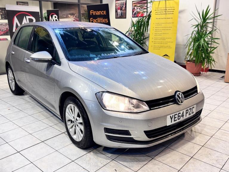VOLKSWAGEN GOLF 1.6 TDI BlueMotion Tech SE(MB) 2014