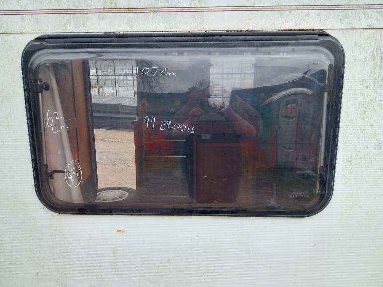 107 x 62cm elddis caravan window 