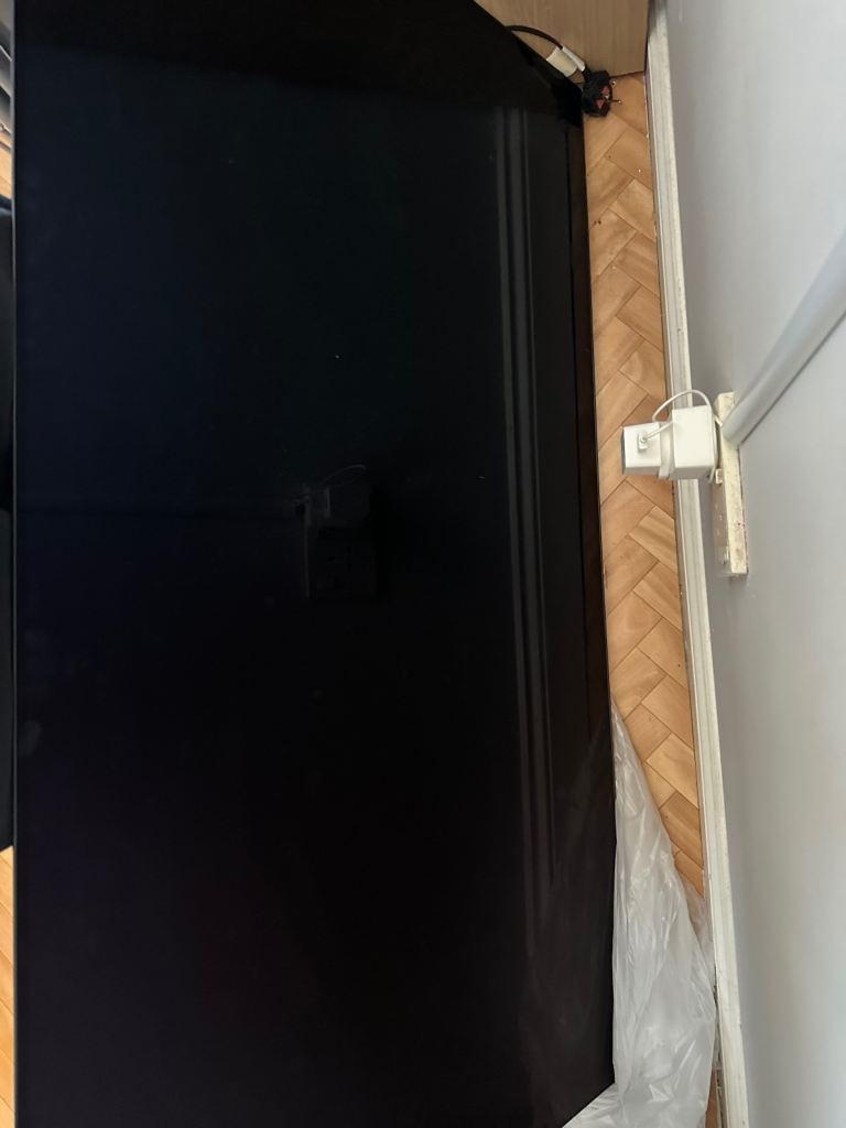 Free LG OLED55C9PLA – For Parts / Repair