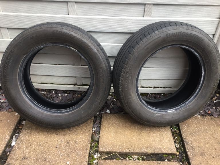 2 Part worn tyres