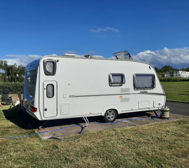 2006 6 berth caravan 