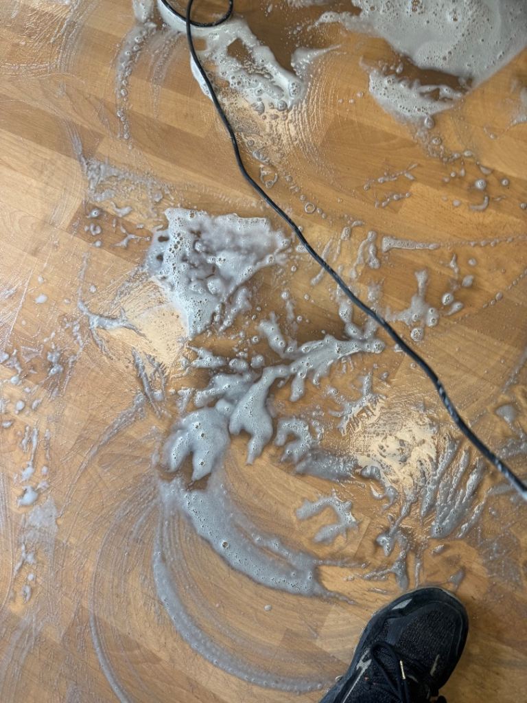 Commercial/ office cleaning 