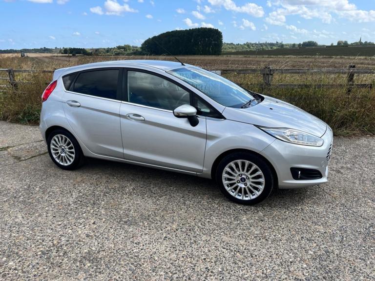 FORD FIESTA 1.0 T EcoBoost Titanium 2014