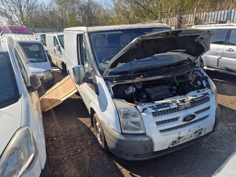 Breaking for spares ford transit 2.2 tdci 2008