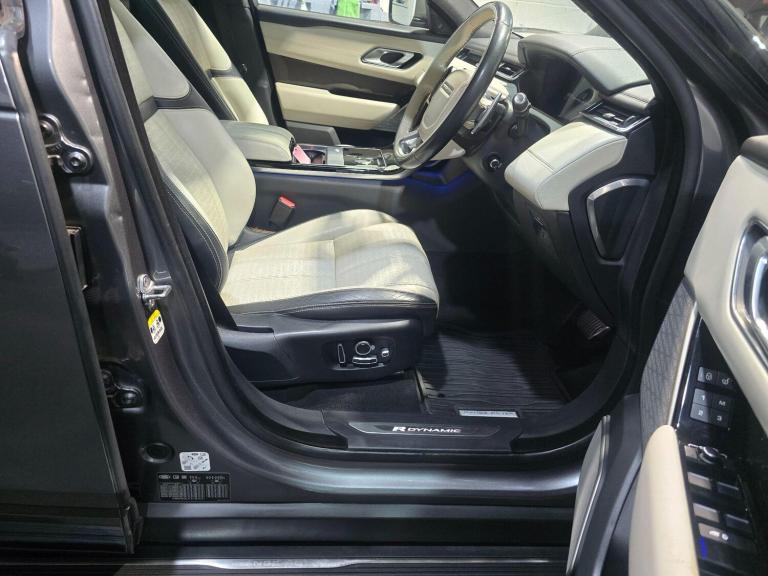 2018 Land Rover Range Rover Velar 3.0 D300 First Edition 5dr Auto ESTATE DIESEL Automatic