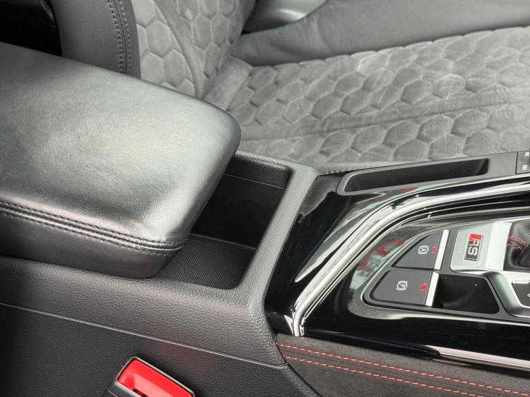  Audi RS4 Avant 2.9 TFSI V6 Competition Estate 5dr Petrol Tiptronic quattro Euro 6 (s/s) (4 Petro...