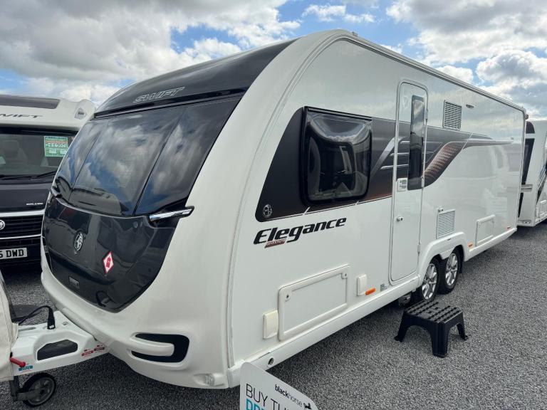 Swift Elegance Grande 845 / 4 BERTH - TWIN AXLE 2021