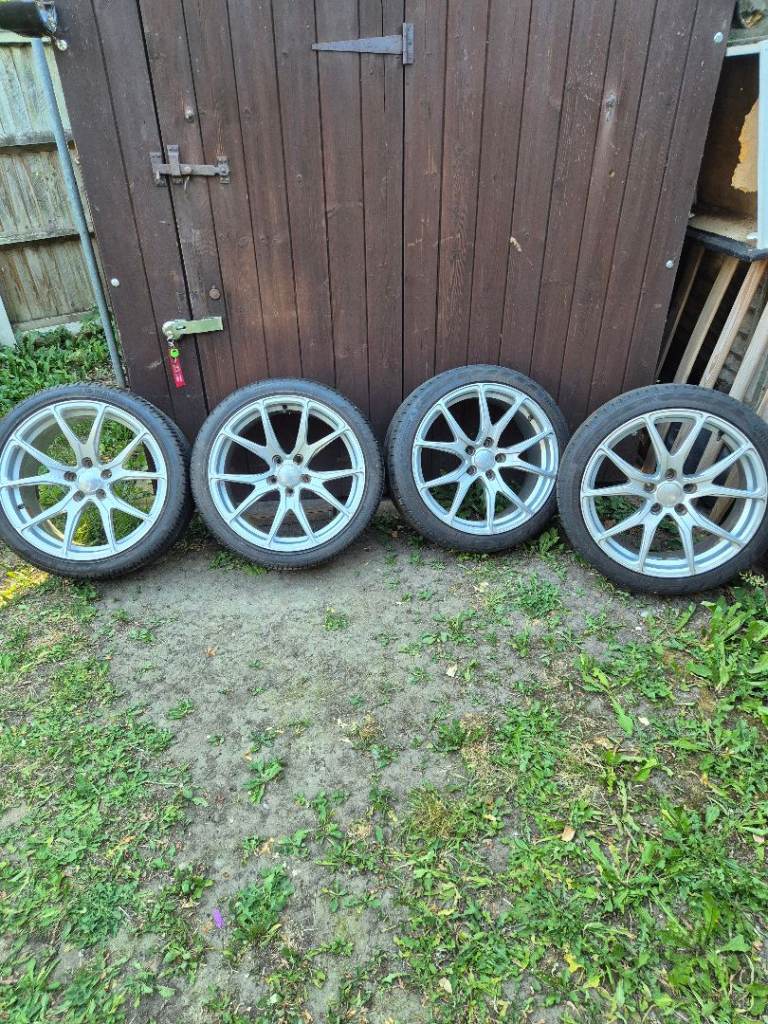 18inch Bola B6's 5x112