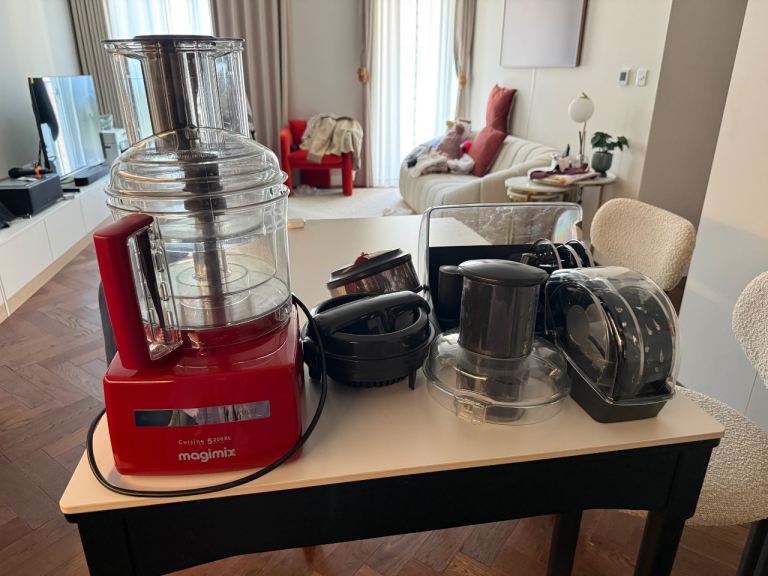 Magimix 5200XL 5200 XL Premium Food Processor With Citrus Press & Cold Press Juicer Accessories -