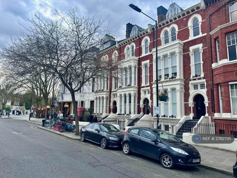 2 bedroom flat in Warrington Crescent, London, W9 (2 bed) (#2762735)