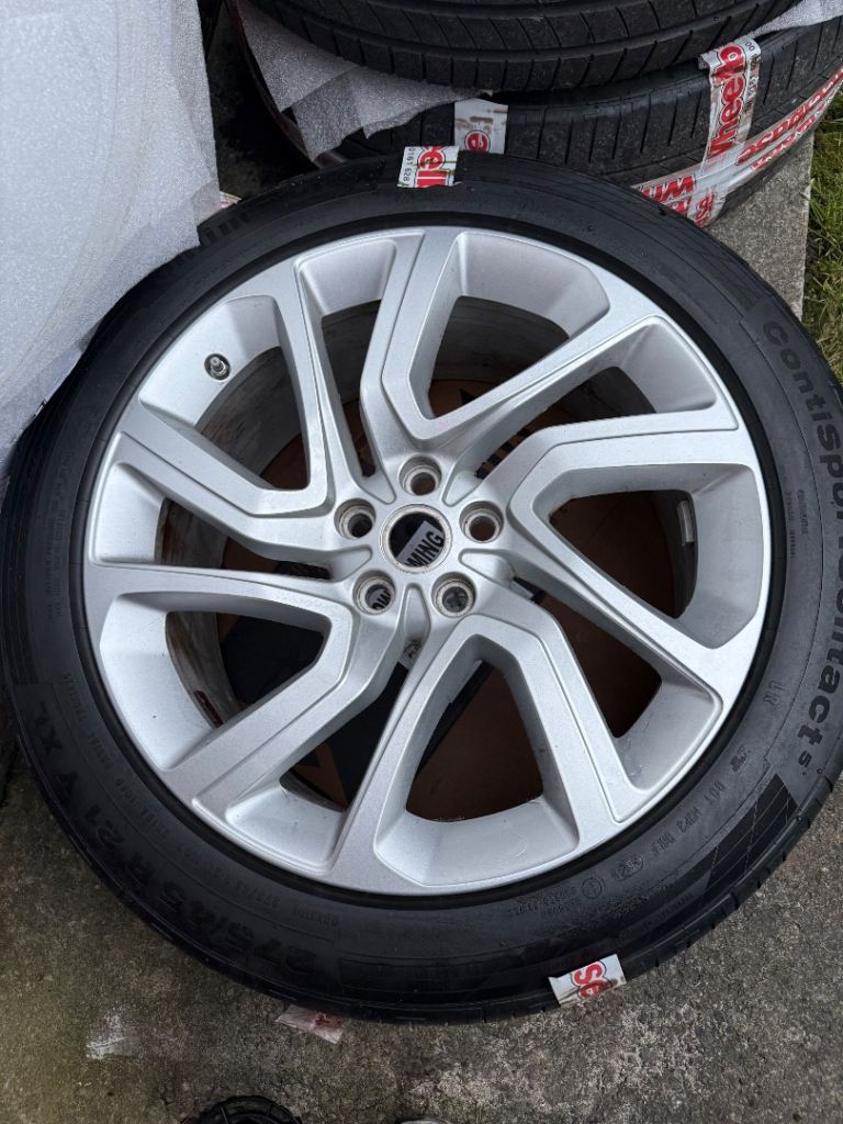21” Range Rover Sport OEM alloys with tyres  