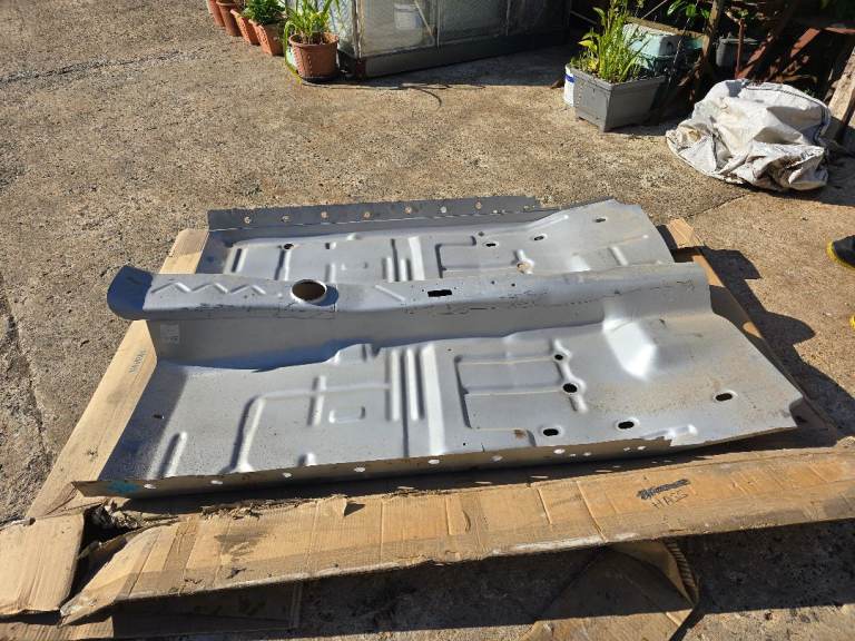 Ford Escort mk2 Full Floor