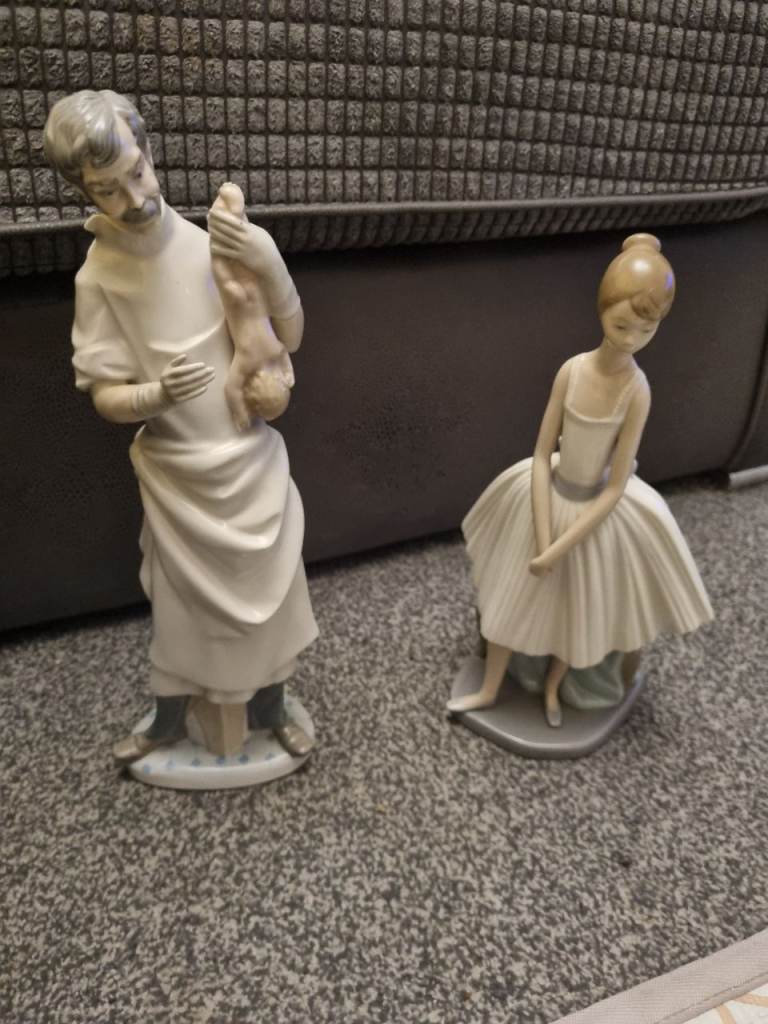Two rare figurines 