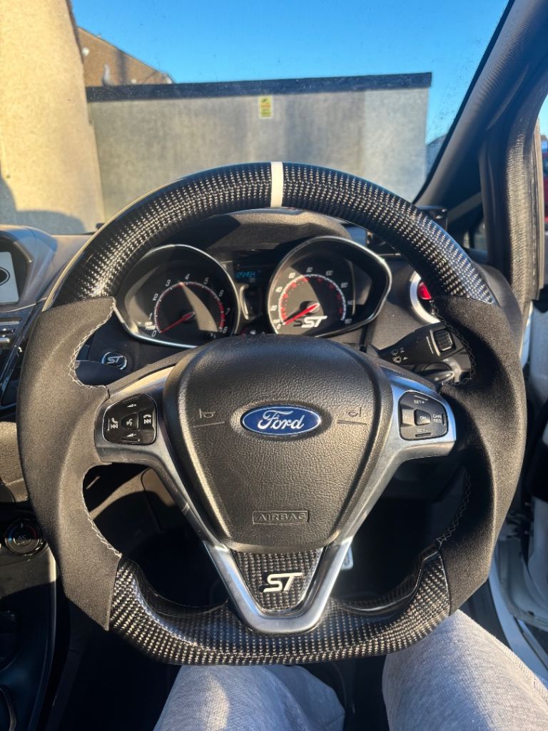 carbon fibre suede steering wheel 