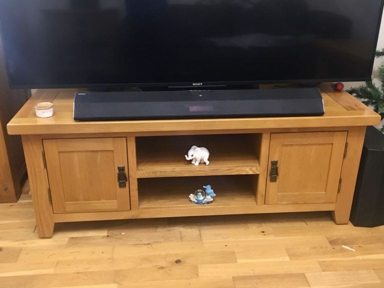 image for Oak tv unit
