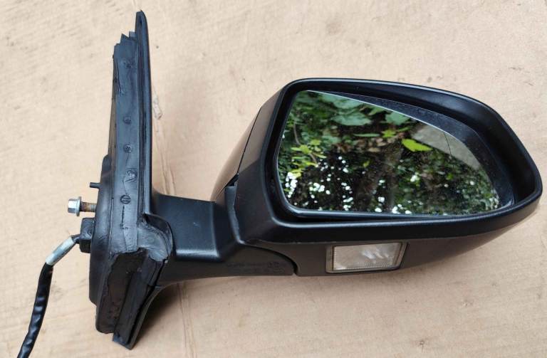 Ford Mondeo MK4 10-15 driver side electric power folding wing mirror Black Panther G6 £40. 