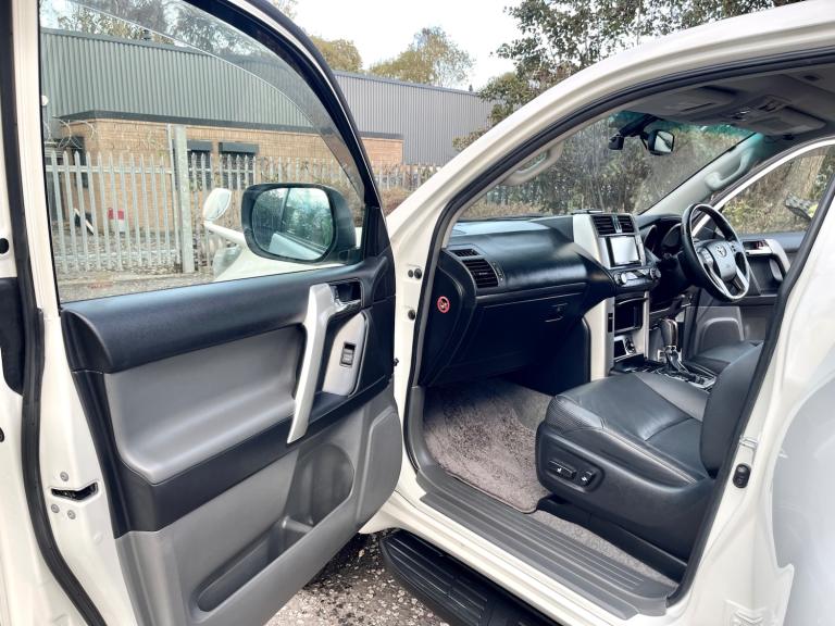 2011 Toyota Land Cruiser FRESH IMPORT 2.7 TX L PACKAGE 4WD AUTO 7 SEATS  SUV Petrol Automatic