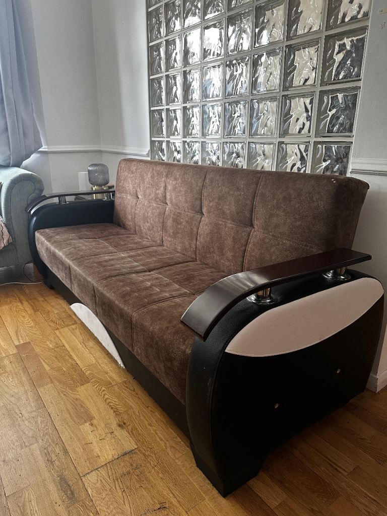 Free sofa, collection only E6