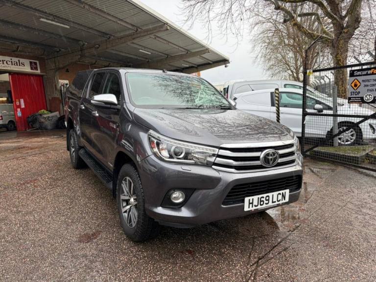 2019 Toyota Hilux 2.4 D-4D Invincible Pickup Double Cab Auto 4WD Euro 6 150 PS - AIR CON + CR PIC...