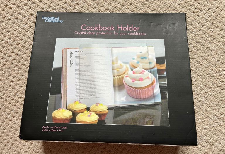 The Gifted Company Clear Cookbook Holder – Brand New in Box