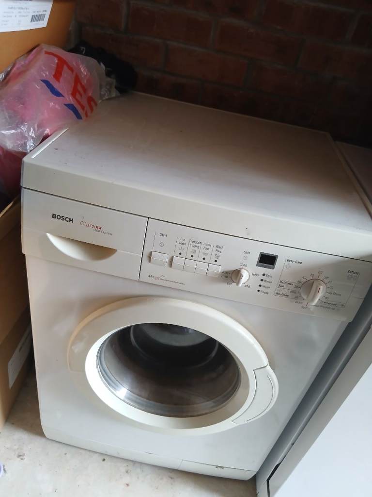 Bosch Washing Machine – White, Good Working Order