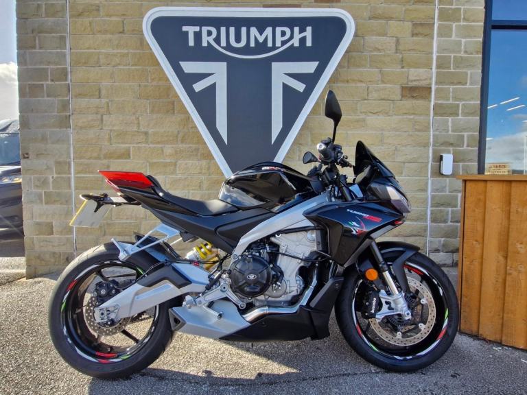 2023 Aprilia Tuono 660 Factory - Low mileage - Great condition
