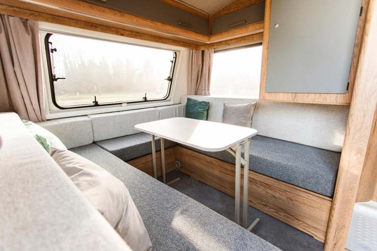 Freedom Jetstream Twin Sport Flare | Small 2 Berth Caravan with Shower