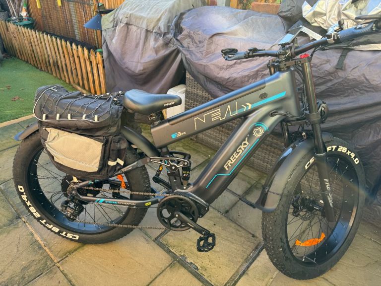 image for Electric fat tyre mountain bike twin battery’s mint condition 