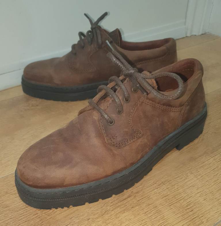 Clarks Mens Brown Leather Lace-Up Shoes Size 8 BRAND NEW WITHOUT BOX