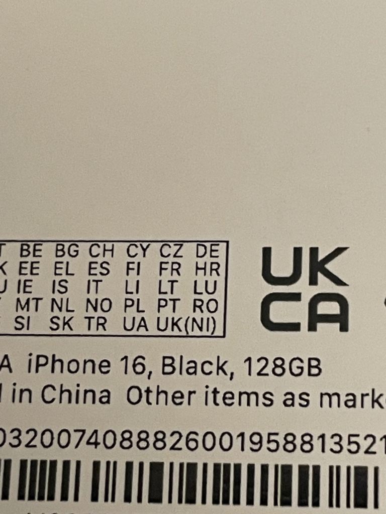 Apple IPhone 16 Black 128gb great condition 