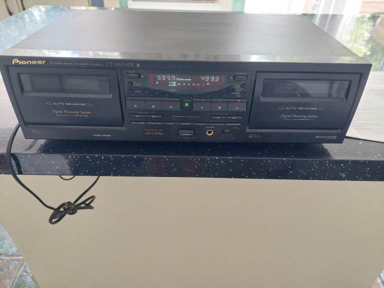 PIONEER TAPE DECK