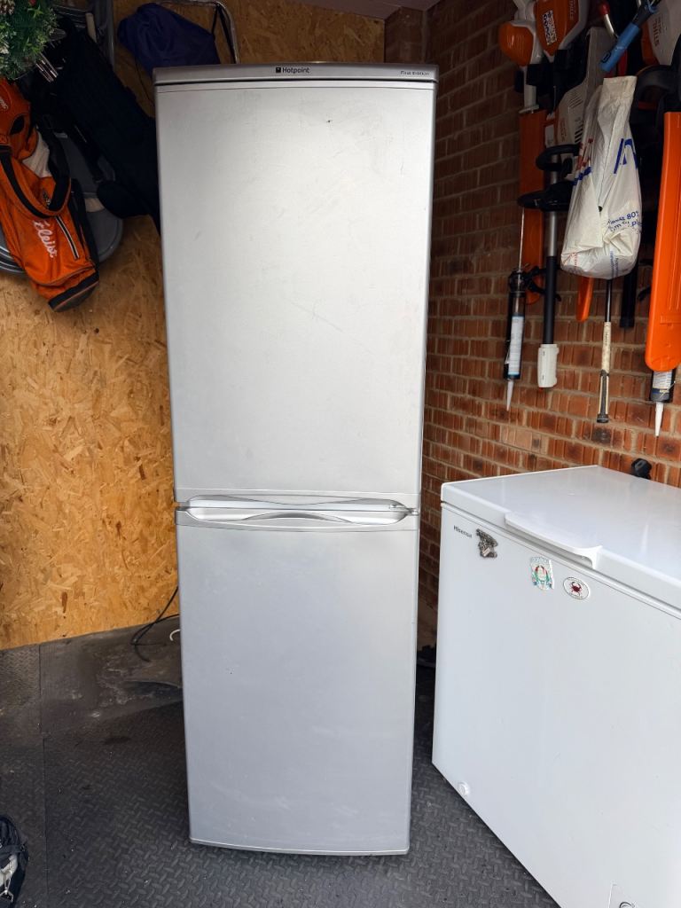 Hotpoint Fridge Freezer – Silver, Good Condition