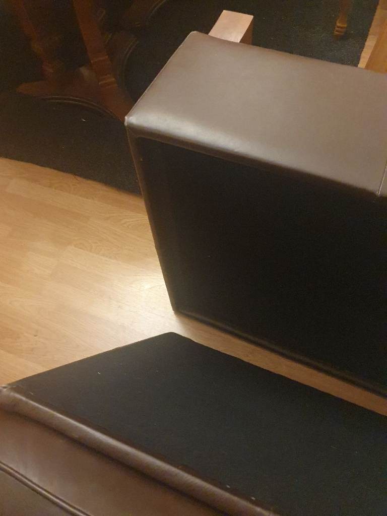 Brown Leather Footstool / Ottoman – Good Condition