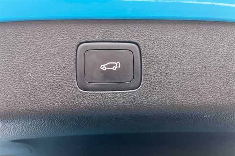 2024 MG MG HS 1.5 T-GDI 16.6kWh Trophy SUV 5dr Petrol Plug-in Hybrid Auto Euro 6 (s/s) (2 SUV Hyb...