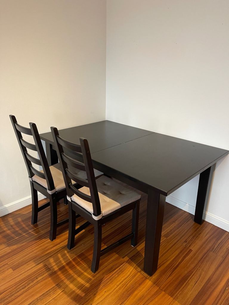 Solid Wood Extendable Dining Table, Great Condition!