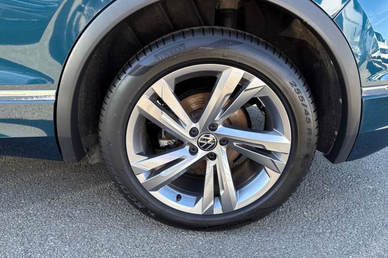 2024 Volkswagen Tiguan 2.0 TDI (SCR) DSG R-Line Edition | Heated Seats |  Park Assist SUV DIESEL ...