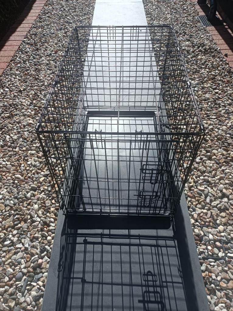 Dog crate