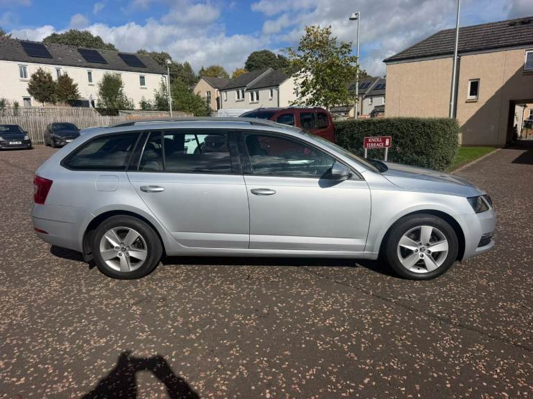 Skoda, OCTAVIA, Estate, 2017, Semi-Auto, 1598 (cc), 5 doorso