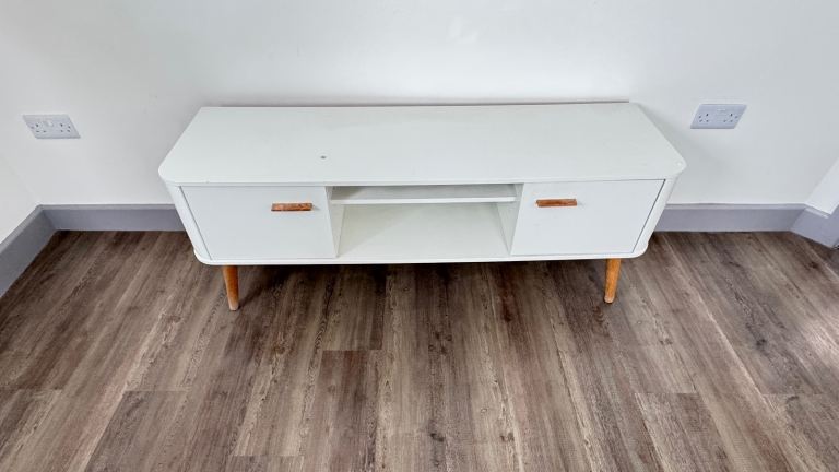 TV Stand – Only £20