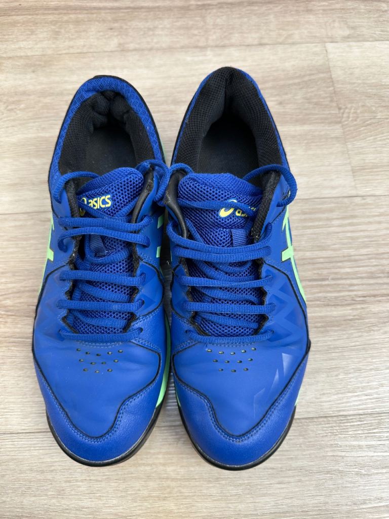 Hockey Shoes Size 8