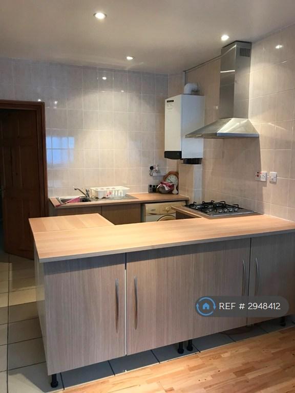 Studio flat in Hunters Grove, Harrow, HA3 (#2948412)
