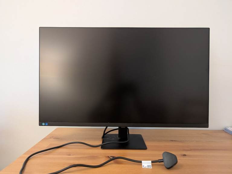 Samsung ViewFinity S7 32” 4K Ultra HD Monitor – Excellent Condition – £210